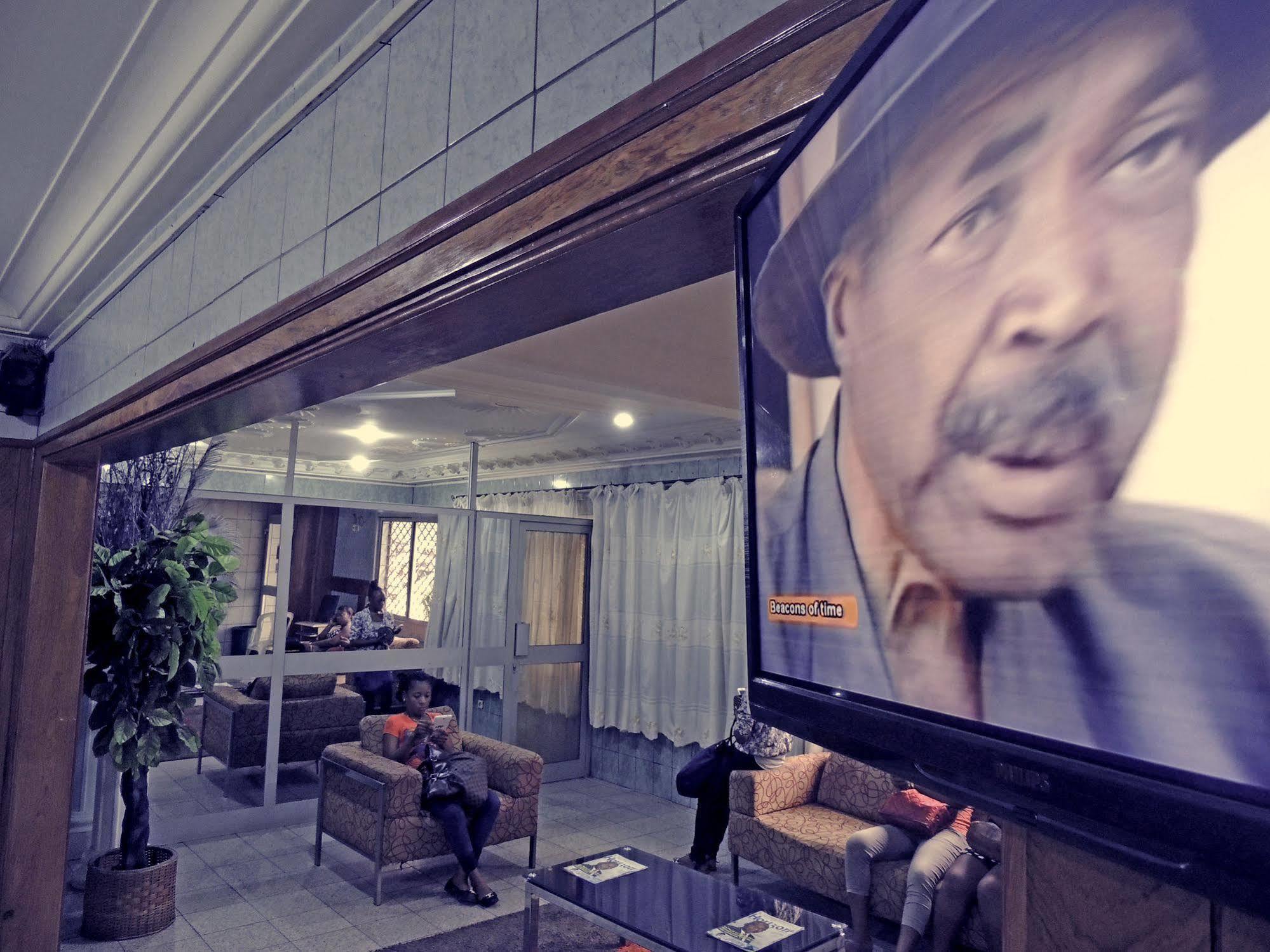 Saffana Hotel Дуала Екстер'єр фото